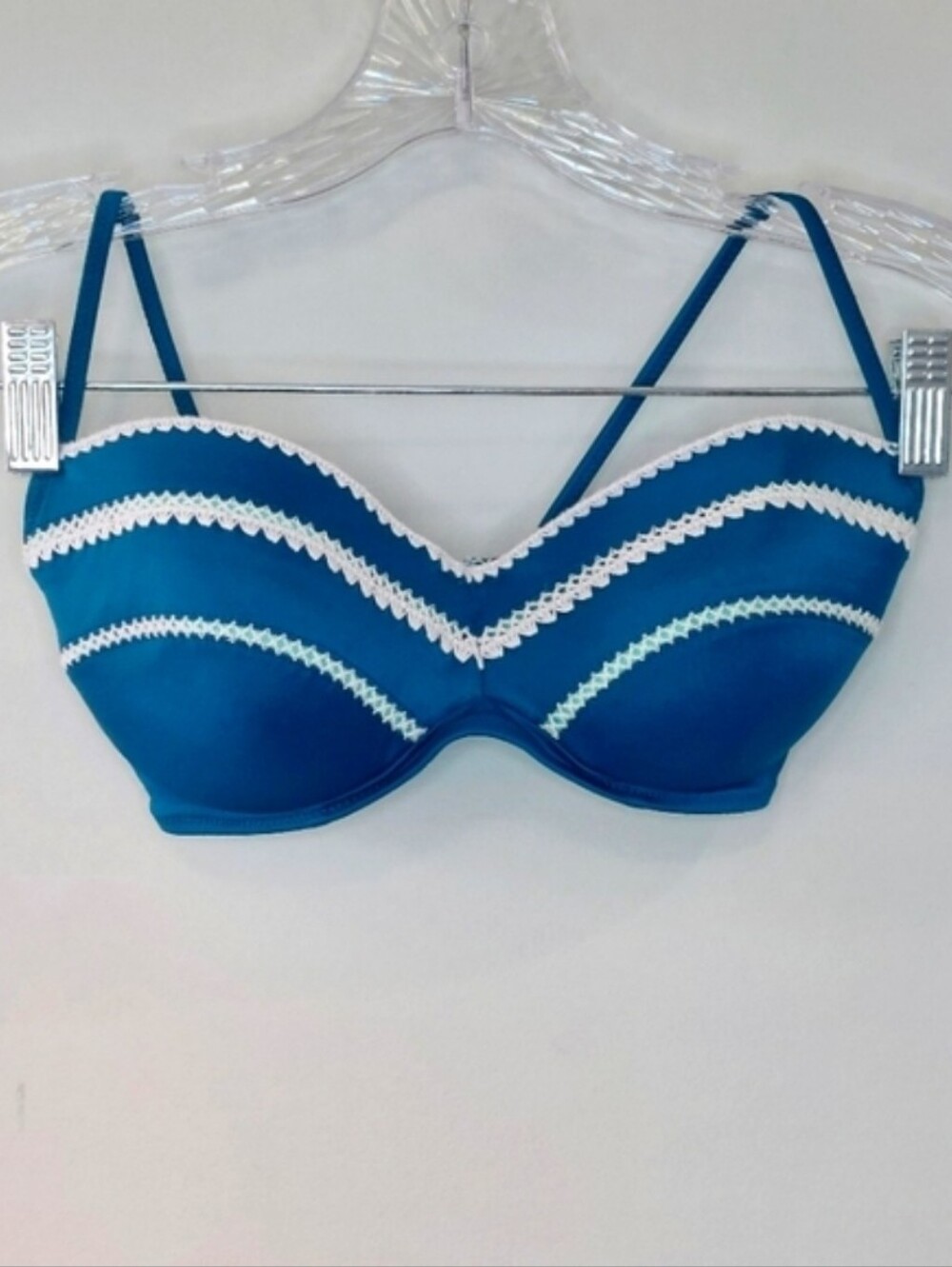 Shade & Shore Women's Bikini Top 36B Swimsuit Teal with White Crochet Detail